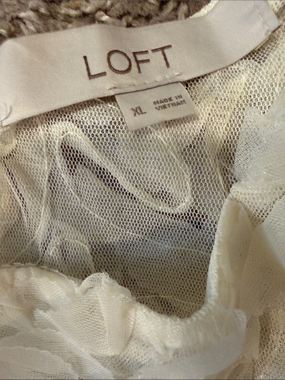 Loft Textured Floral Matching Set - Picture 4 of 6